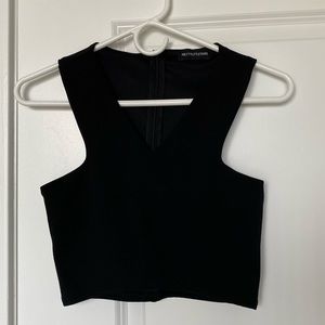 PrettyLittleThing Crop Top Black US Size 4 (UK 8)